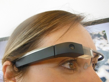 Microsoft radi svoju verziju pametnih naočala?