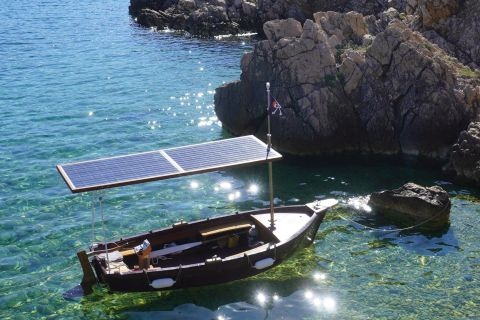 Zagrepčanin napravio električnu solarnu barku