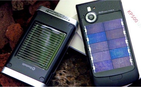 LG najavio solarni mobitel