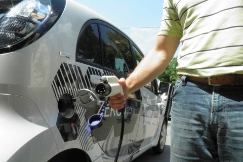 Krenule prijave za sufinanciranje električnih vozila za tvrtke